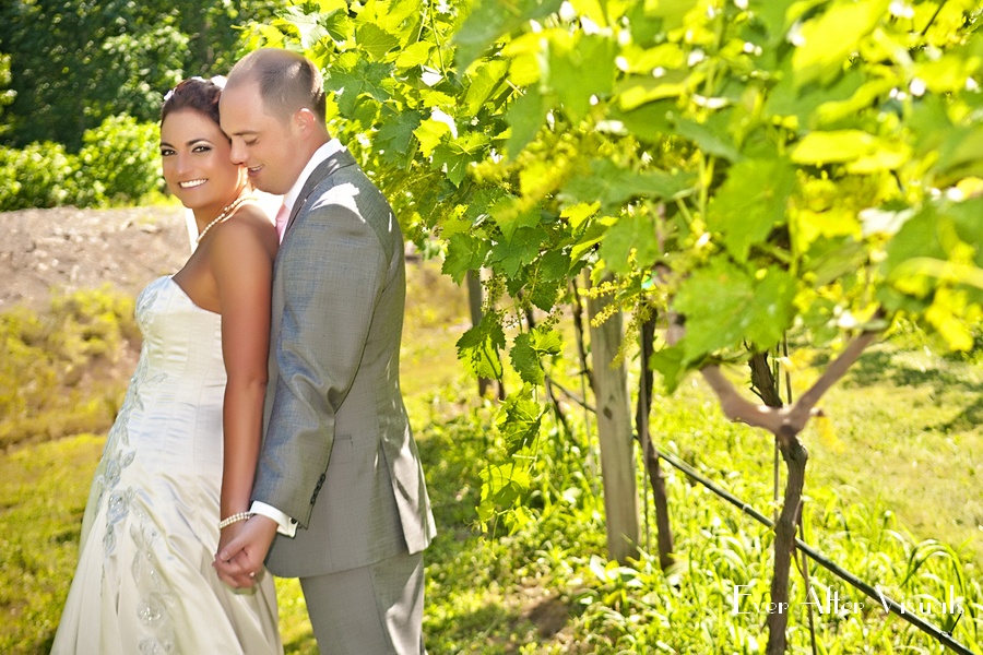 Lost-Creek-Winery-Wedding-Photography-041